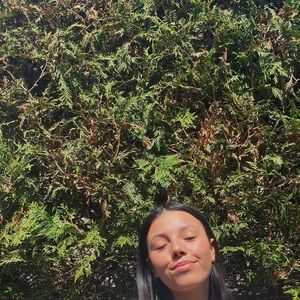 Meet your Posher, Ava